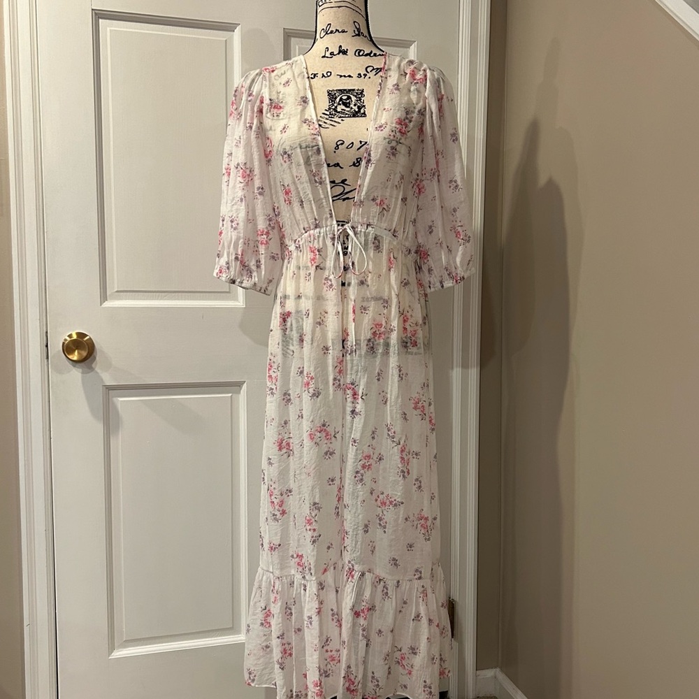 Vince Camuto Garden Romance Waist Tie Robe - Picture 12 of 16